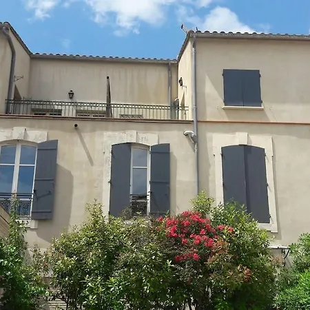 Charmant T3 Duplex Avec Patio Centre/arenes/gare Lägenhet